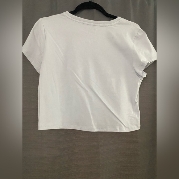 Tommy Hilifiger crop tee - Picture 3 of 3